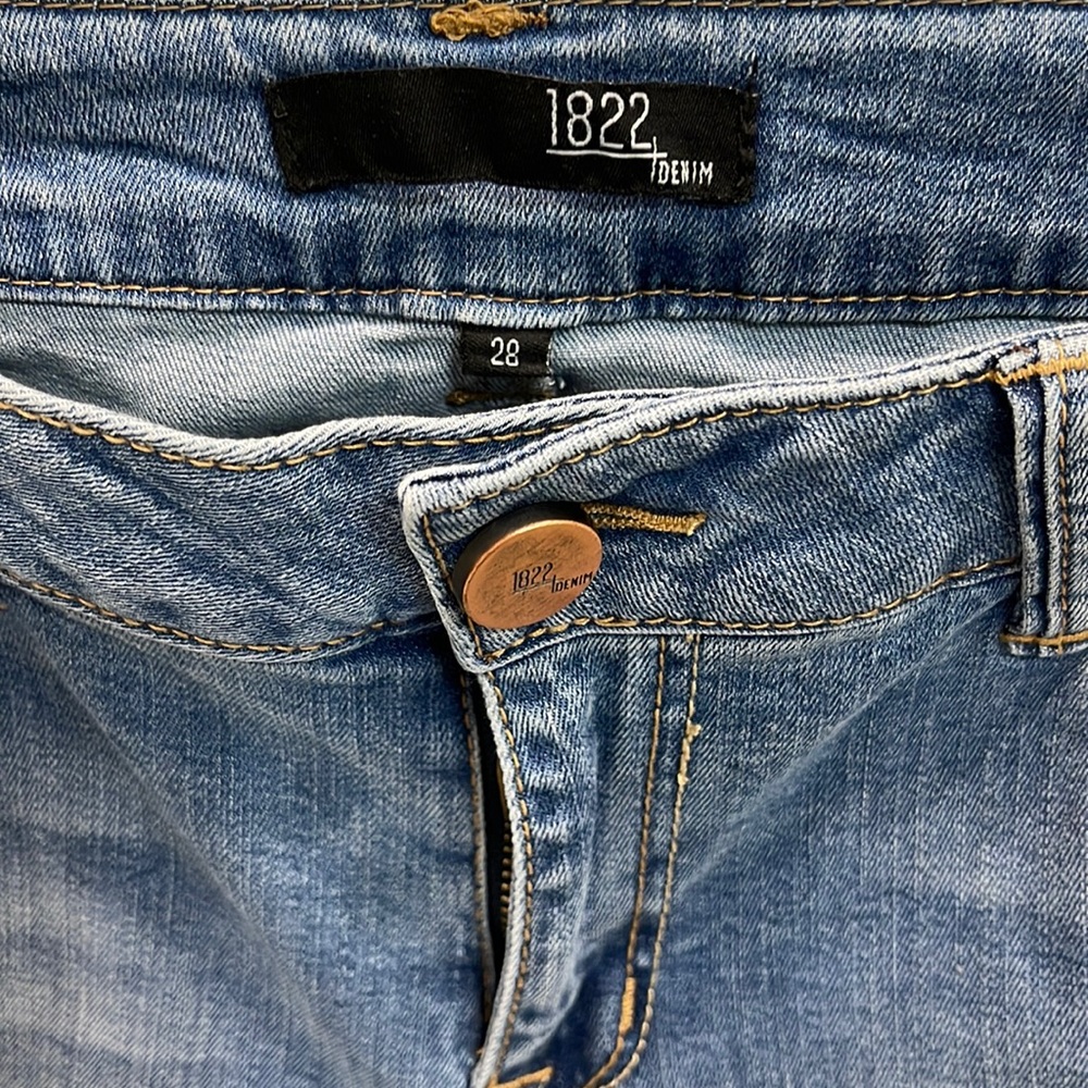 1822 denim Size 28 ankle jeans